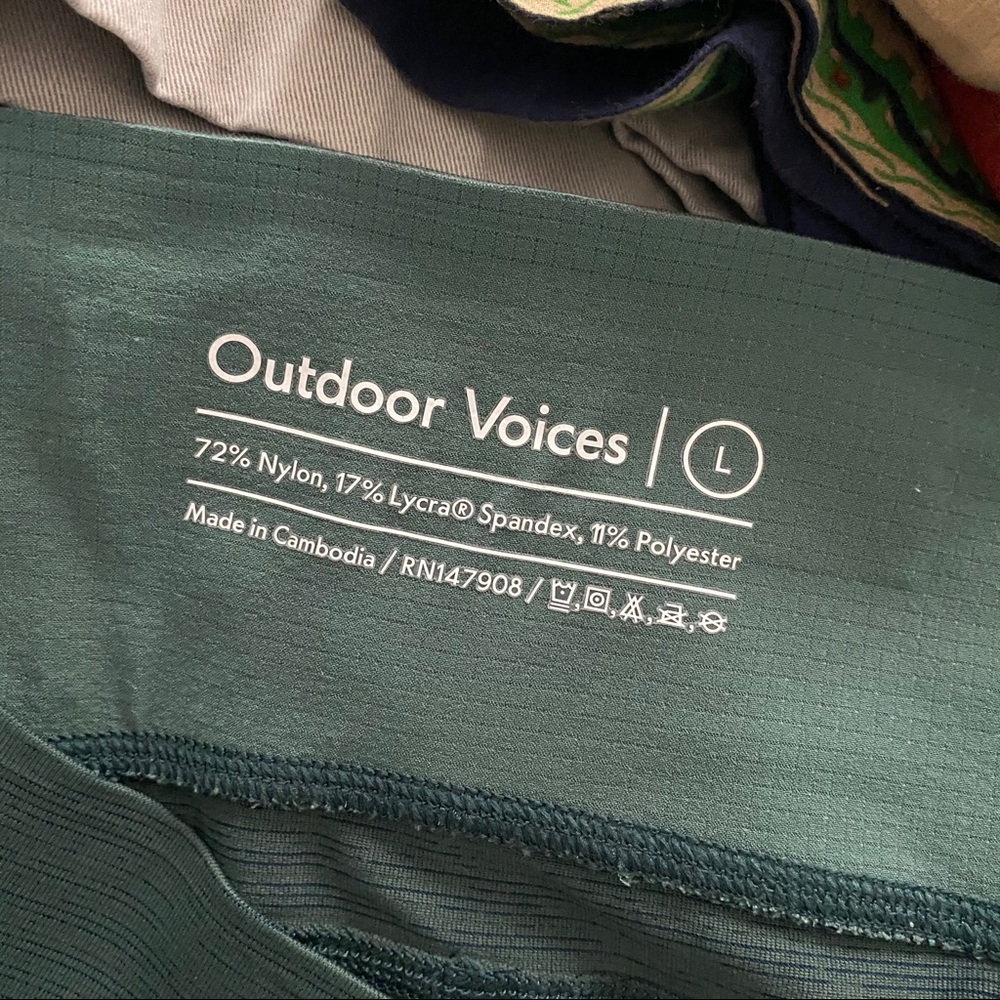 Outdoor Voices Flex Shorts in Evergreen - Picture 4 of 4
